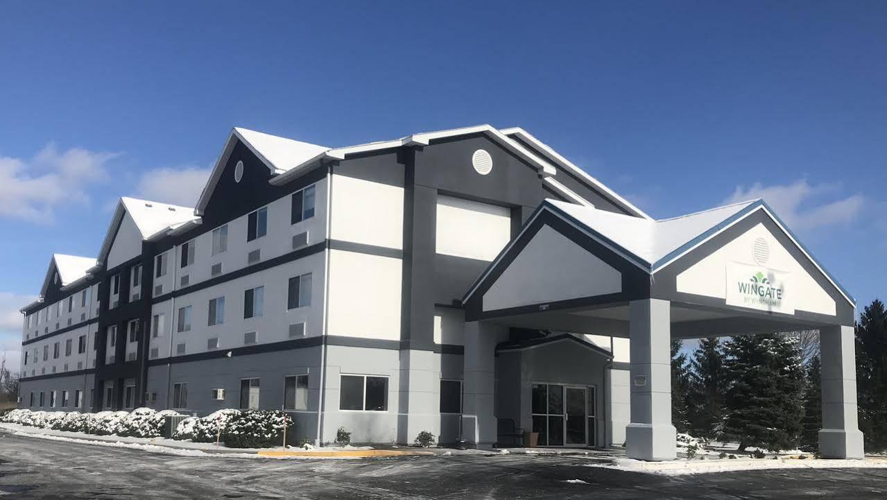 Comfort Inn & Suites Liverpool-Syracuse Exterior photo